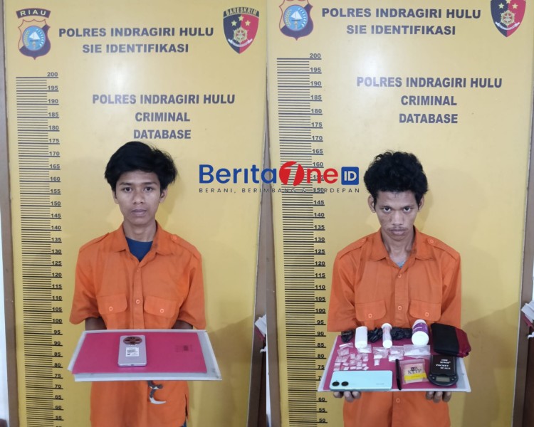 Polres Inhu Ciduk Dua Pemuda di Air Molek, 26 Paket Sabu Disita dari Septic Tank