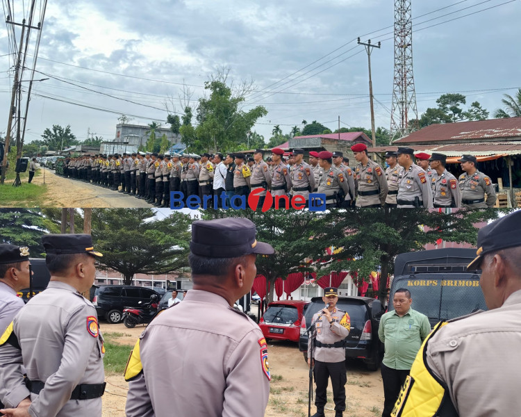 TNI-Polri Sinergi, Kapolres Inhu Pimpin Pengamanan Rapat Pleno Pilkada