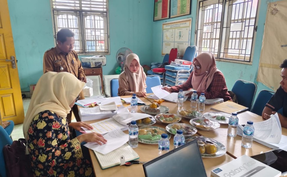 Monev Tahap I, Desa di Sungai Lala Tunjukkan Komitmen Tata Kelola yang Bersih