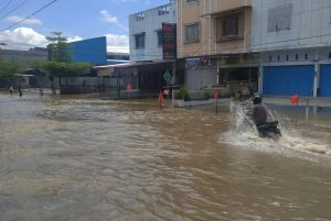 Pemko Pekanbaru Anggarkan Rp10 Miliar untuk Beli Alat Berat Penanganan Banjir