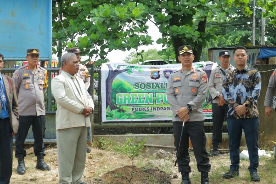 Kapolres Inhu Gaungkan Green Policing Lewat Ibadah Minggu Kasih dan Aksi Tanam Pohon