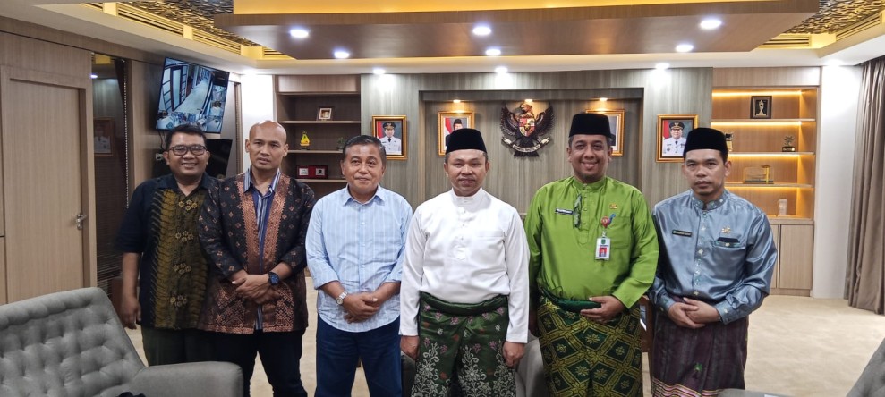 Gubernur Riau Mendukung Penuh AKMR Eksis Terus sampai jadi Institut Seni Melayu