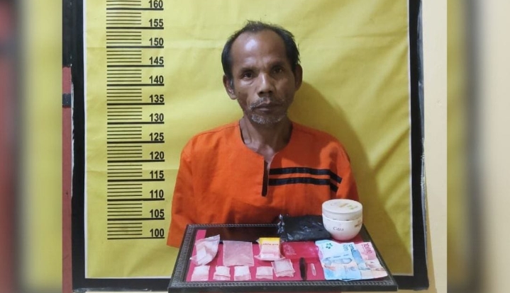 Sabu Dikubur di Tanah, Wiraswasta 51 Tahun Dibekuk Polsek Rengat Barat