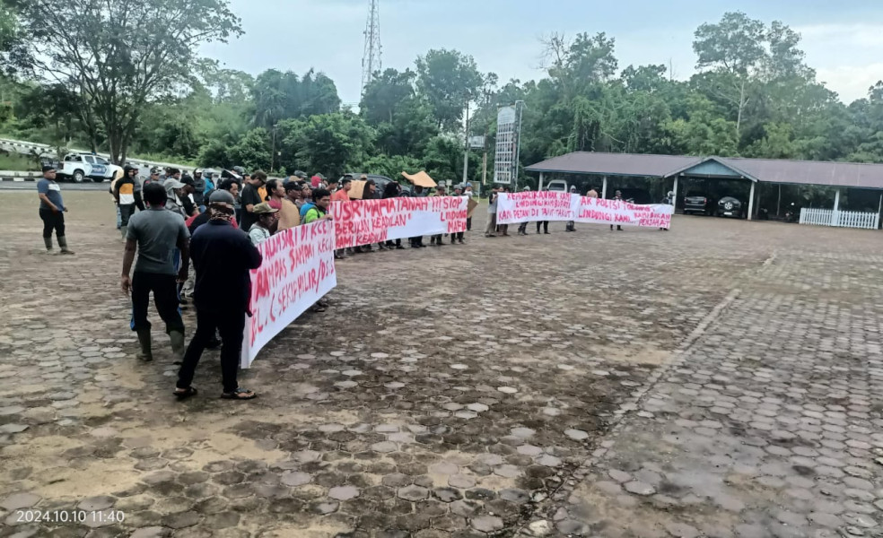 Petani di Inhu Lakukan Orasi, Minta Perhatian Pemda Terhadap Masalah Lahan