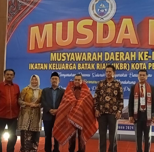 Sebelum Kampanye Dialogis di Kulim, Calon Walikota Ayah Kita Edy Nasution Diulosi di Musda IKBR