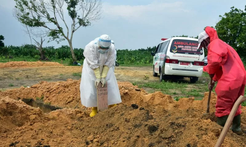 Kasus Covid-19 Riau Melandai, Namun Terus Waspada Masih Makan Korban