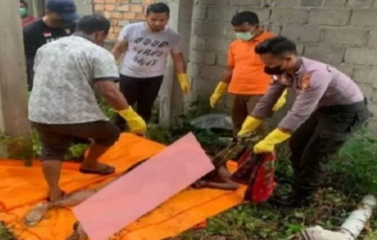 Geger, Mayat ditemukan di Dalam Septic Tank di Bengkalis