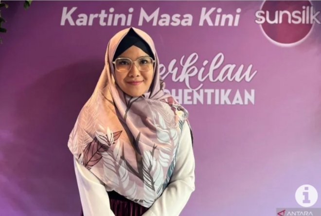 Cerita lucu soal rambut berujung push up dari pesilat Pipiet Kamelia