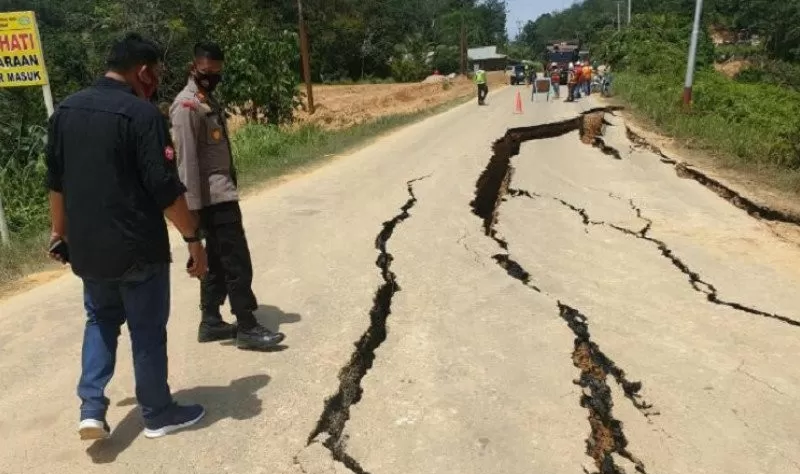 Kepemimpinan Syamsuar-Eddy Berakhir 2023, DPRD Riau Minta Tuntaskan Infrastruktur