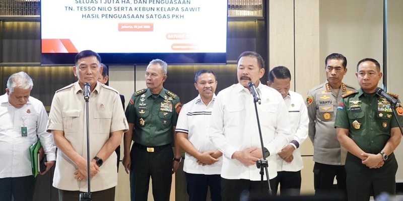 TNI Serius Bakal Sikat Perambah Hutan Ilegal