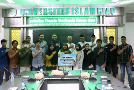 PTPN V Salurkan Ratusan Juta Beasiswa Kepada Pelajar Mahasiswa Riau