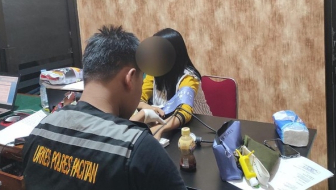 Buang Bayi, Biduan Dangdut Ditangkap