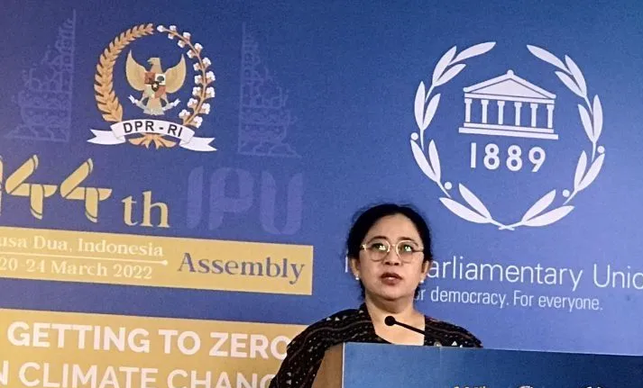 Puan Maharani Ingatkan Warga Tetap Disiplin Prokes saat Bulan Ramadhan