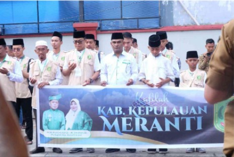 Lepas Kafilah Meranti menuju MTQ Provinsi Riau di Inhu, Ini Pesan Plt Bupati Asmar
