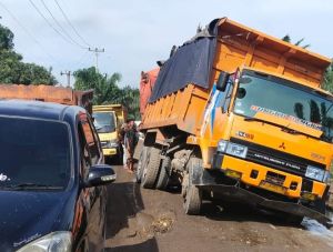 PUPR PKPP Riau Gesa Perbaikan Jalan Lintas Tengah