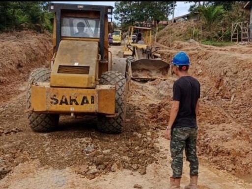 PT KAS Bersama 4 Perusahaan Lainya Bantu Perbaiki Jalinsel Yang Rusak Akibat Hujan