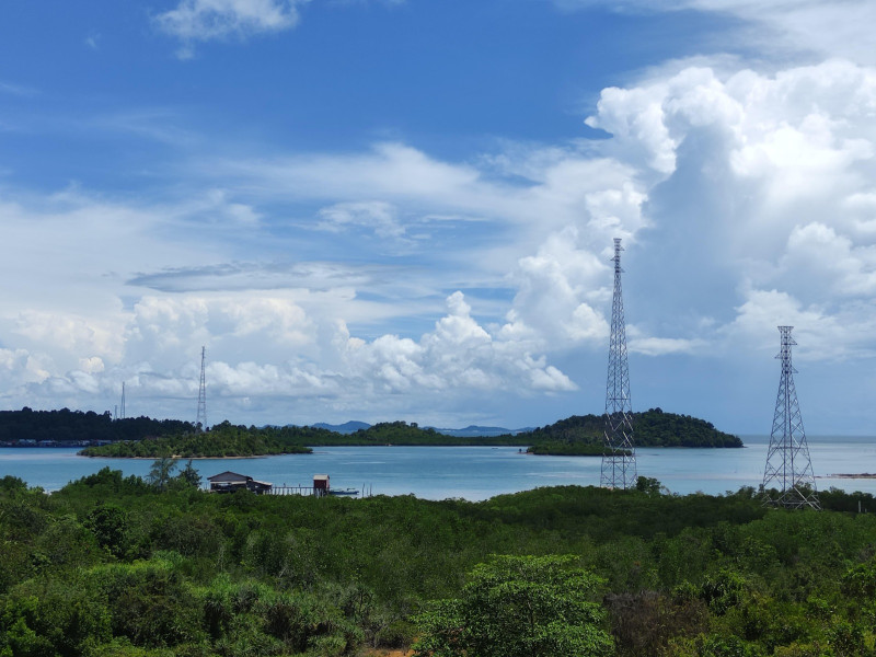 Wujud Komitmen Listrik Pulau Terdepan, PLN Pasok Listrik 24 Jam Bagi Warga Pulau Nguan di Kepri