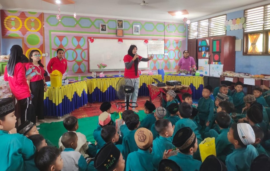 Program Jaksa Masuk Sekolah (JMS) di SDN 013 Pematang Reba