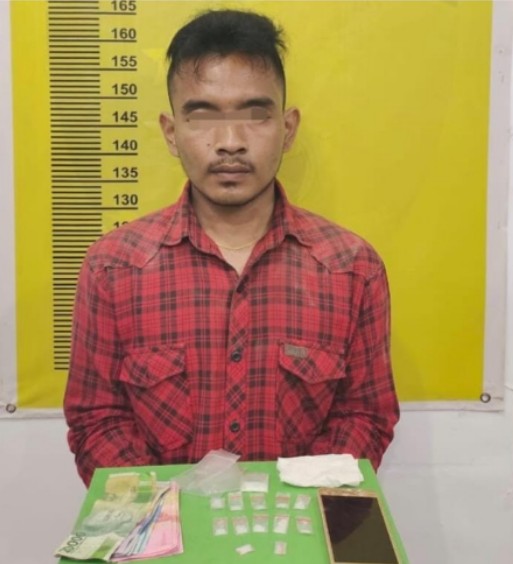 Polsek Batang Gansal Cokok Pengedar Sabu di Desa Penyaguan
