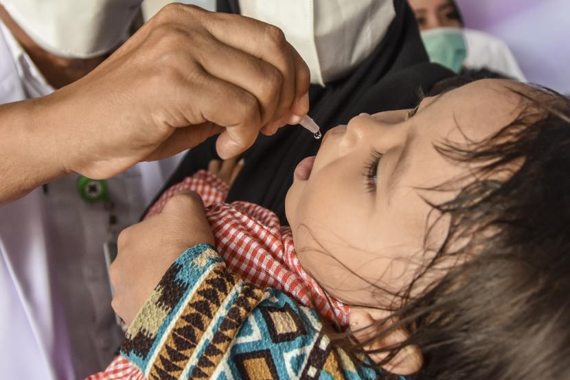 Kata Epidemiolog soal Virus Polio : Masuk Melalui Mulut, Virus Bisa Sampai ke Aliran Darah
