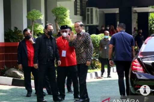 Presiden Jokowi hadiri Rakernas PDIP