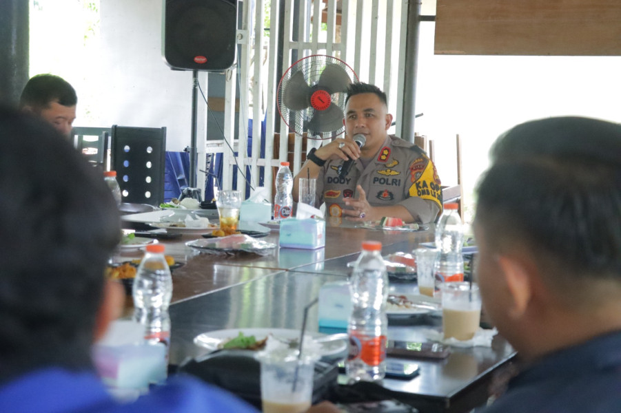 Sambut HUT Bhayangkara Ke-78, Kapolres Inhu Minta Masukan Dari Mahasiswa