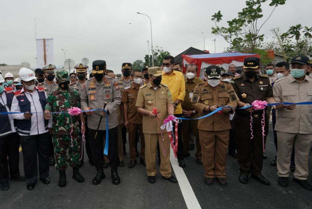Gubri Resmikan Penggunaan Jalan Tol Pekanbaru-Bangkinang