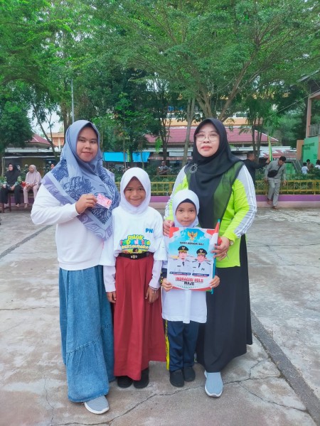 Perpaduan Disiplin dan Budaya, SDN 018 Sekip Hulu Tampil Mengesankan di Peringatan HAN 2025