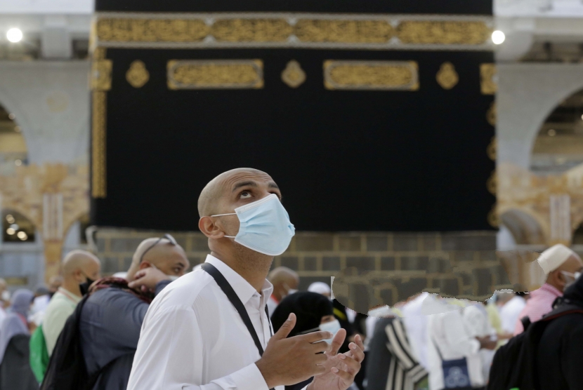 Arab Saudi Cabut Aturan Wajib Masker Kecuali di Masjidil Haram dan Masjid Nabawi