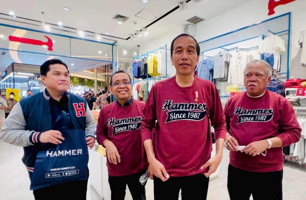 Presiden dan Para Menteri Belanja Produk Lokal Indonesia