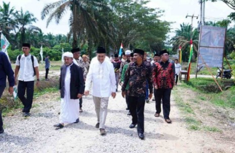 Rayakan Milad ke-67, Pondok Pesantren Darussalam Rokan Hulu Dikunjungi Gubernur Riau