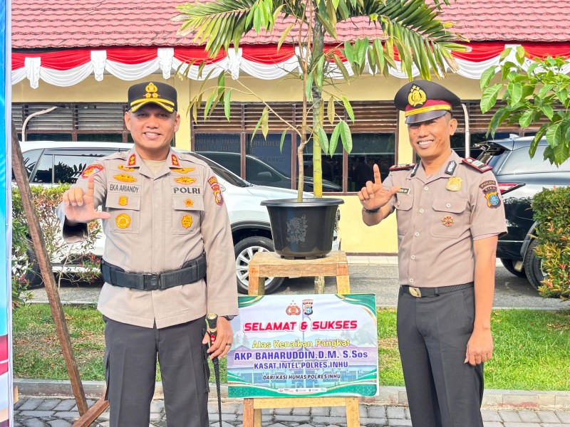 Kasat Intelkam Baharuddin Resmi Naik Jadi AKP, Total 64 Personel Polres Inhu Terima Kenaikan Pangkat