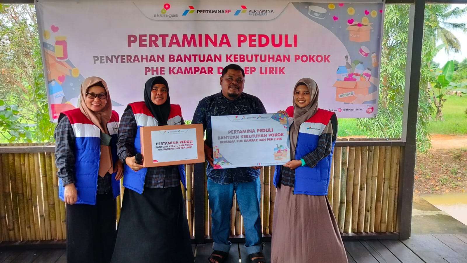 Peduli Wartawan, PHR Lirik dan Kampar Field Salurkan Bantuan Kebutuhan Pokok