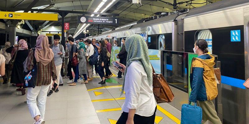MRT Ubah Gaya Hidup hingga Dongkrak Ekonomi Jakarta