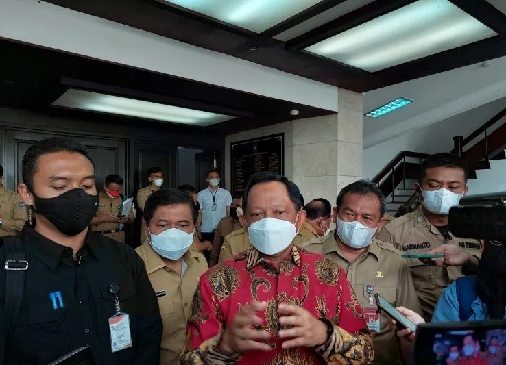 Mendagri Tito Karnavian ingatkan Pemda Jangan Anggap Enteng Isu Inflasi