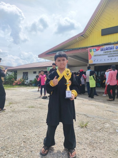 Nabiel Al Musawa Amarta Harumkan Nama SDN 001 Sungai Salak, Raih Juara 1 O2SN Kecamatan Tempuling dan Siap Berlaga di Tingkat Kabupaten