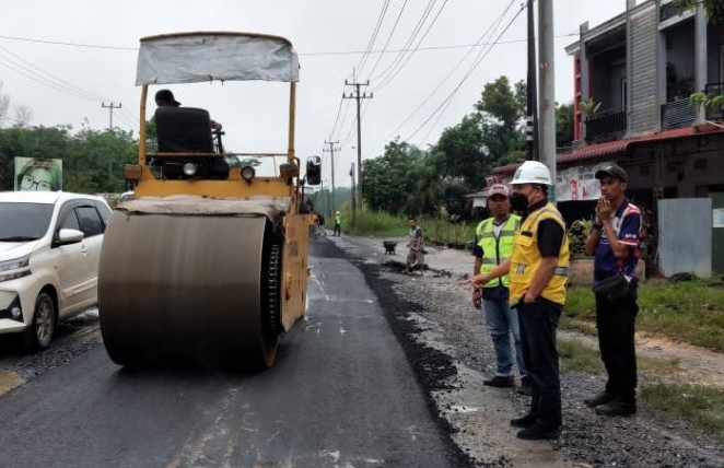 H-7 Lebaran Pemprov Riau Kebut Fungsional Ruas Jalan Cerenti-Air Molek