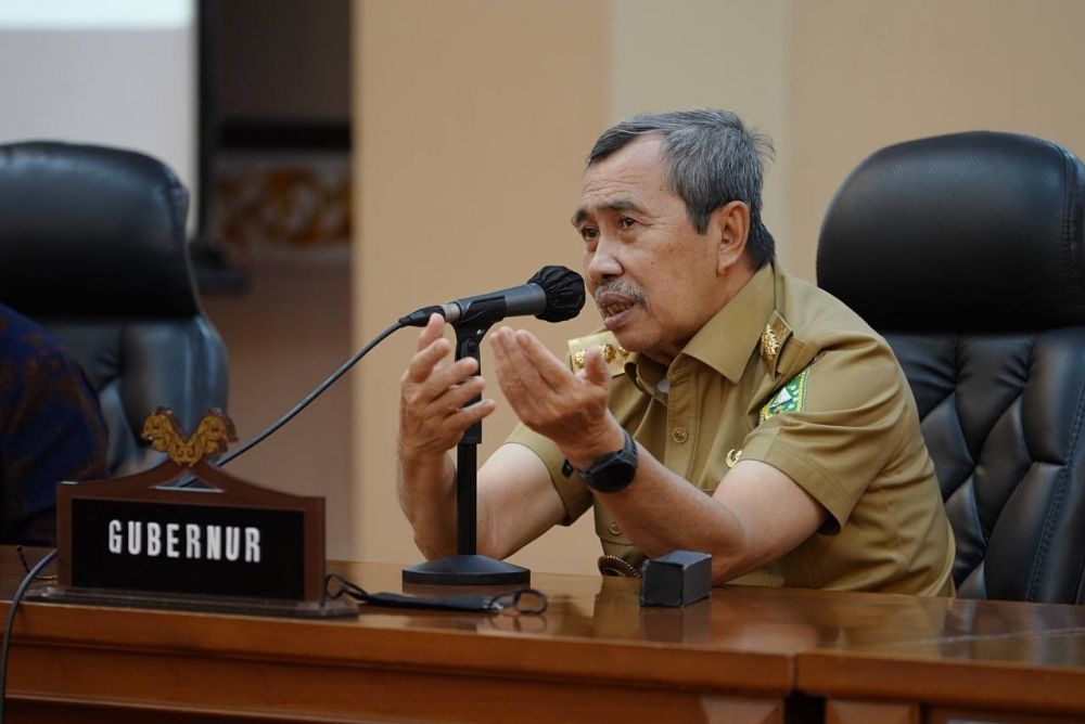 Soal PNS DLHK Diduga Peras Warga, Gubernur Riau: Merusak Citra Pemprov