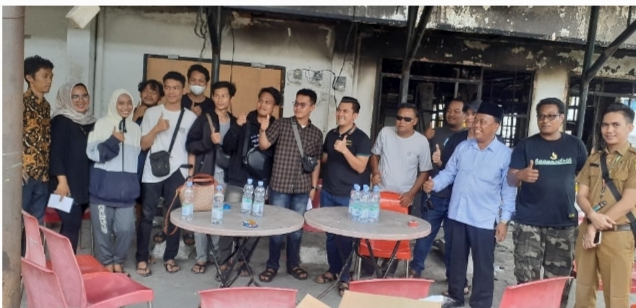 PT.UJRH Bantu Korban Kebakaran Eks Kantor DPRD Rohil