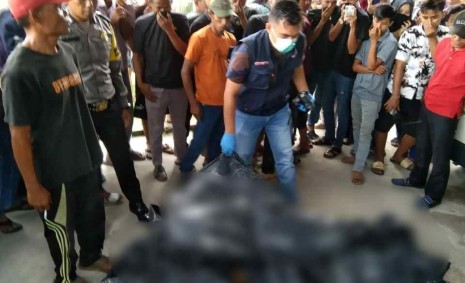 Warga Temukan Mayat Tanpa Identitas di Sungai Kampar, Ini Ciri-cirinya
