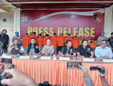 Operasi Pengejaran Tuntas, 10 Tahanan yang Kabur dari Polsek Rumbai Berhasil Ditangkap Kembali
