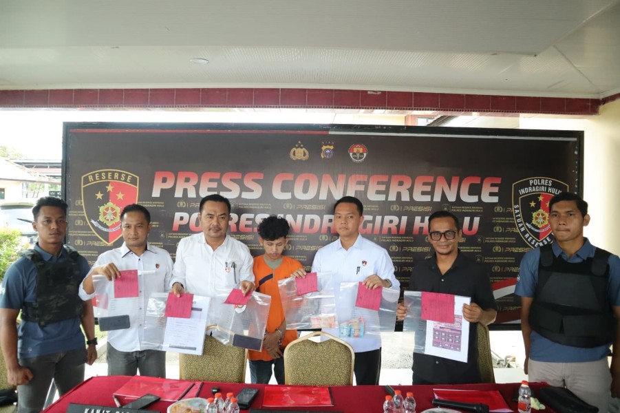 Pelaku Love Scamming Ditangkap di Inhu, Polisi Imbau Warga Waspada Rayuan Dunia Maya