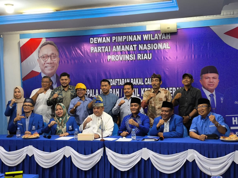 Bertanjak Biru, Putra Terbaik Bengkalis Ini Dinilai Berpotensi Menang di Pilgubri 2024