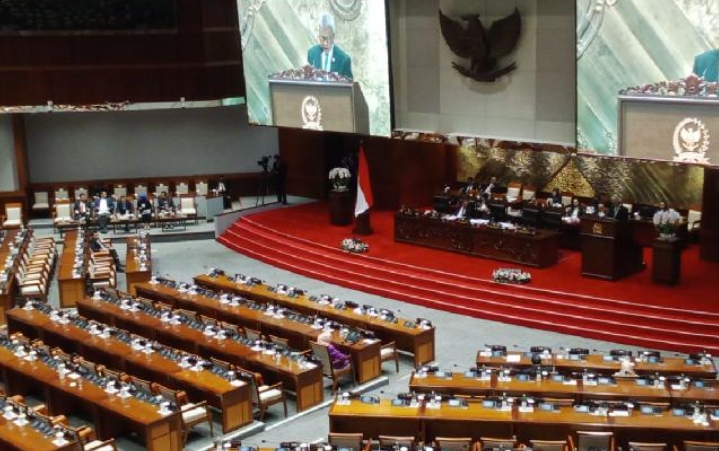 Daftar Hadir Rapat Paripurna DPR Cuma Ditandatangani 131 Orang