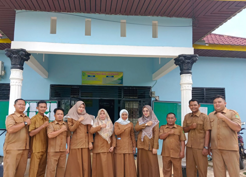 Kehadiran KOMPI B YONIF 132 di Desa Sidomulyo Tingkatkan Rasa Aman dan Semangat Nasionalisme