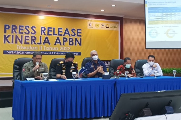Pendapatan Negara di Riau Triwulan II 2022 Capai Rp18,07 T