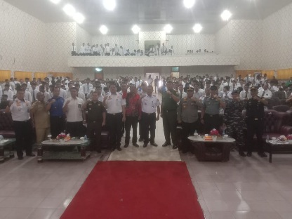 Buka Peluang Kerja Masyarakat di Riau, 215 Orang Dilatih dan Diberikan Sertifikat, Effendi Sianiapar: Semoga Bermanfaat