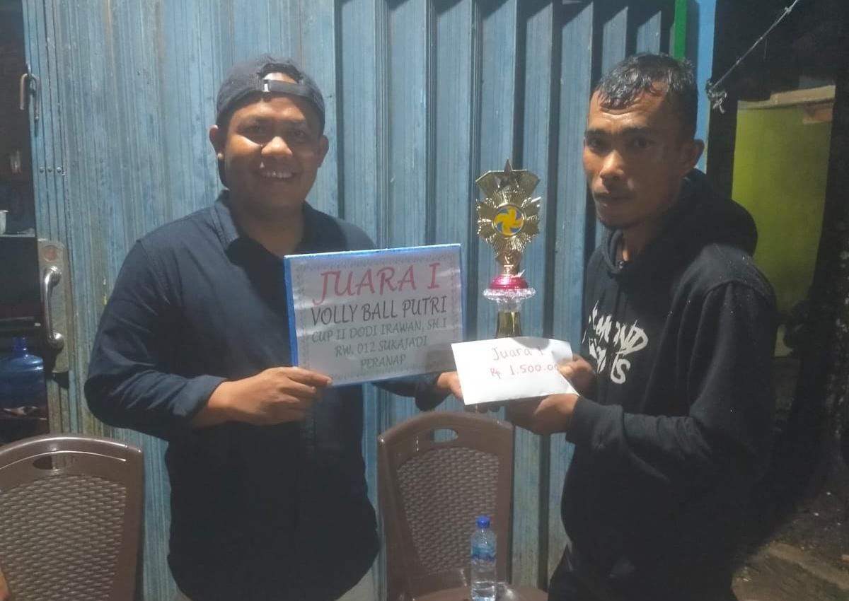Dodi Irawan Tutup Turnamen Bola Voli di Kelurahan Peranap