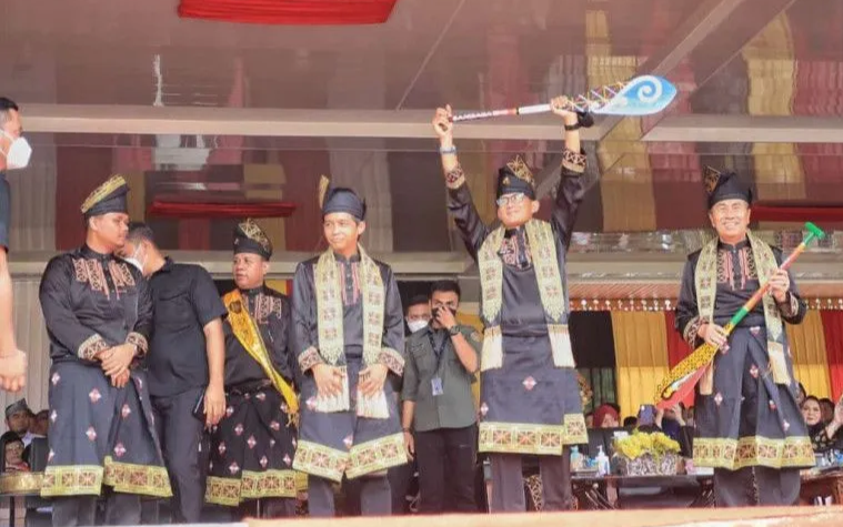 Resmi Buka Pertandingan Pacu Jalur, Sandiaga Uno: Ini Bukti Kebangkitan