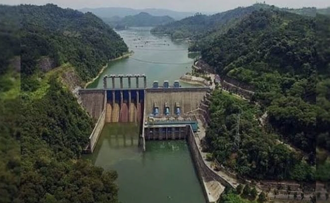 Banjir di Kampar dan Pelalawan Mulai Surut, Pintu Waduk PLTA Koto Panjang Ditutup